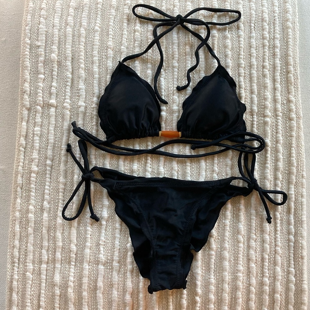Vix Black Triangle String Bikini